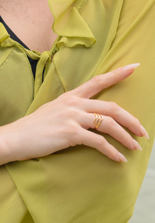 Wavy Ring